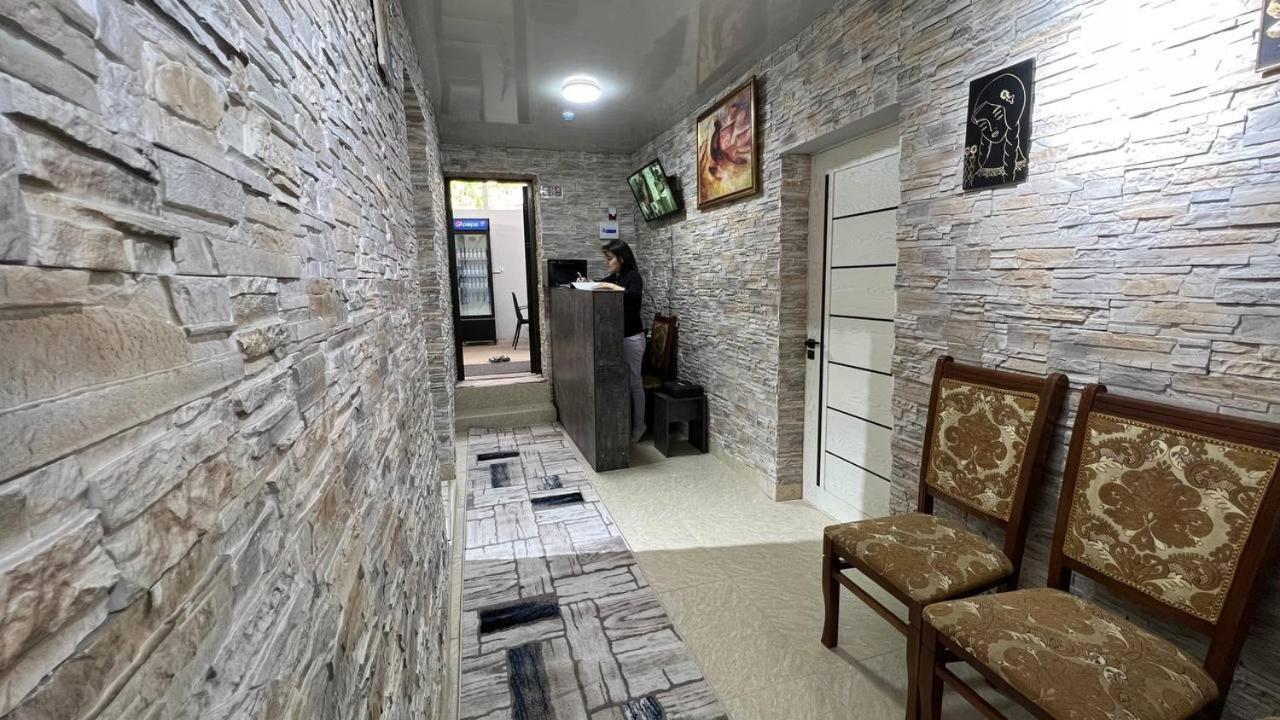 Hostel L&K タシュケント エクステリア 写真