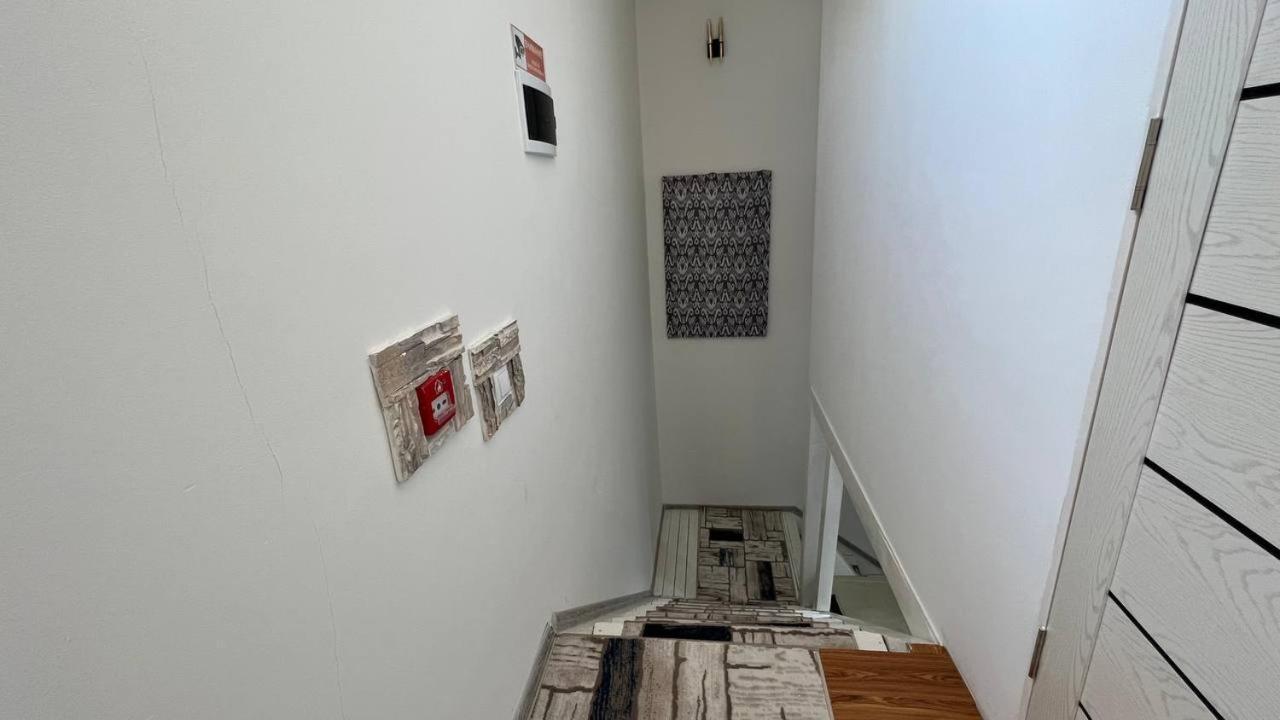 Hostel L&K タシュケント エクステリア 写真